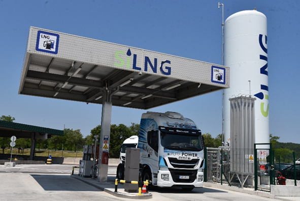 Slika 2: LNG polnilnica (Lastni vir)