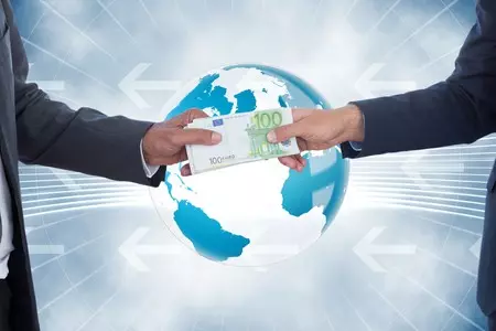 clanki/money-around-world